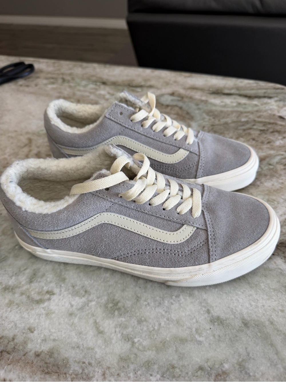 Vans Women's Grey Suede Low-Top Sneakers Old Skool Cozy Hug Size 7